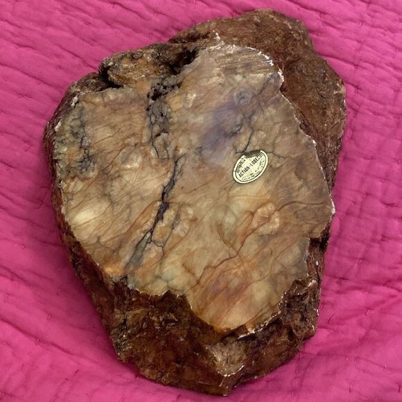 Action LobecoNatural alebaster  ashtray - Picture 3 of 7